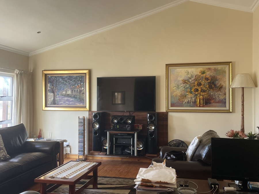 3 Bedroom Property for Sale in Country Club Western Cape